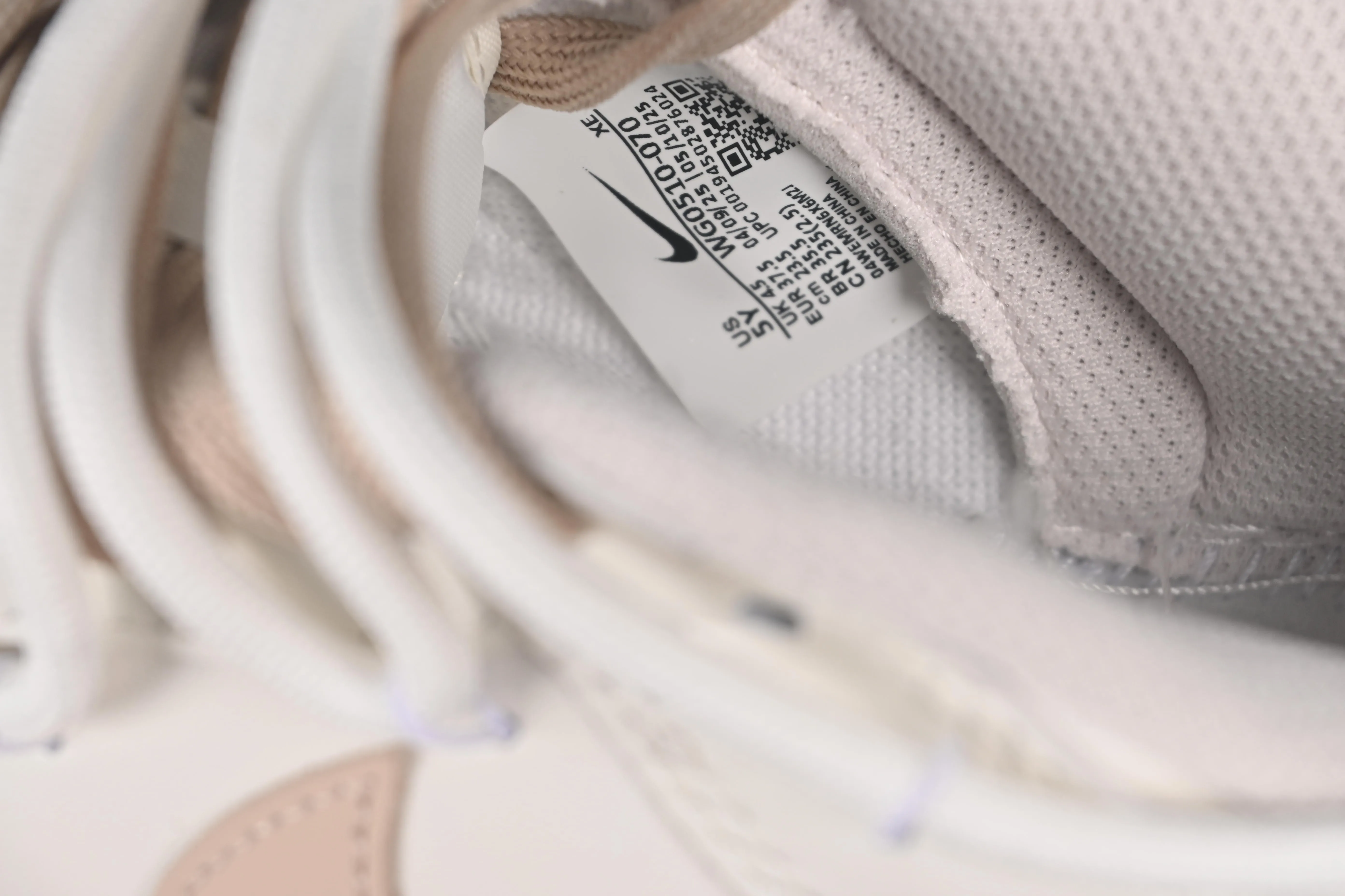 All categories Nk SB Dunk Series Nk SB Dunk Low High-end customized low-top sneakers Nike SB Dunk Low "Just Do it" straps Anniversary high-end customized low-top casual sneakers WG0510-070
